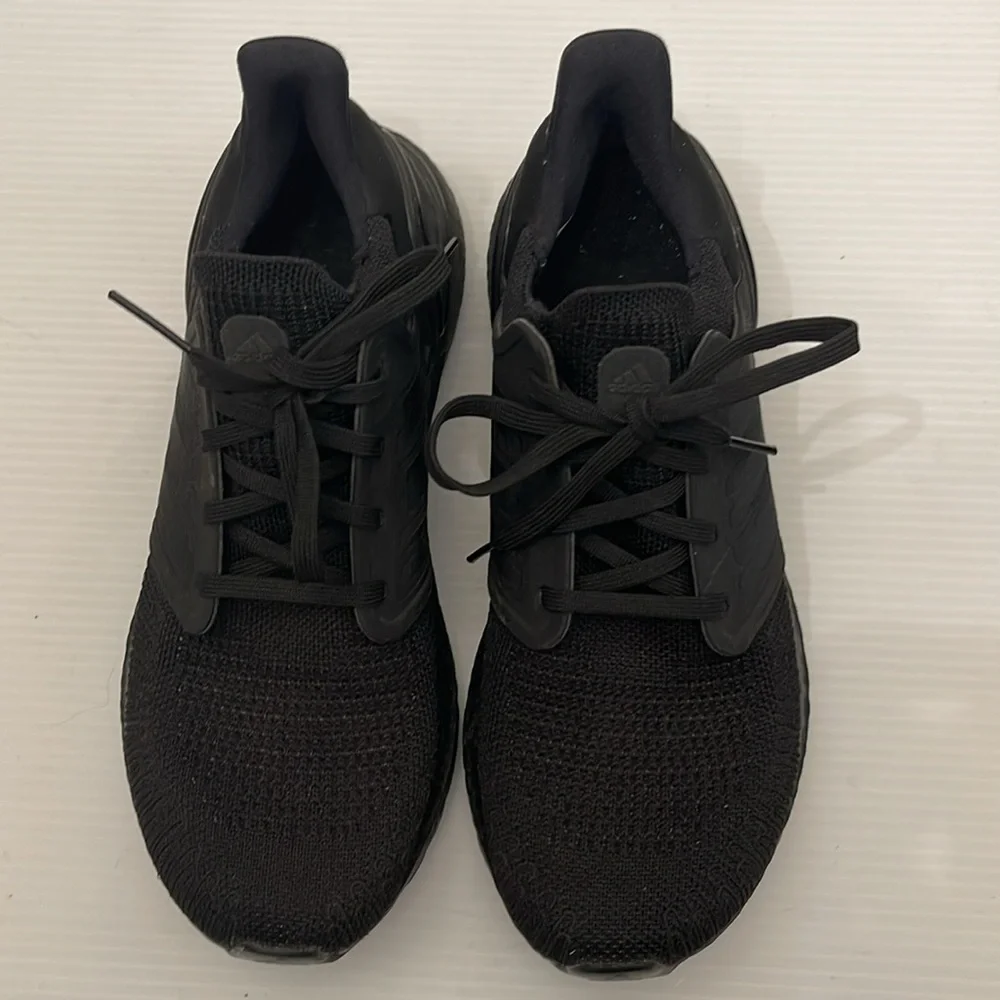 ADIDAS ULTRABOOST RUNNING SNEAKERS MENS SIZE 7.5